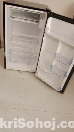 Singer Refrigerator